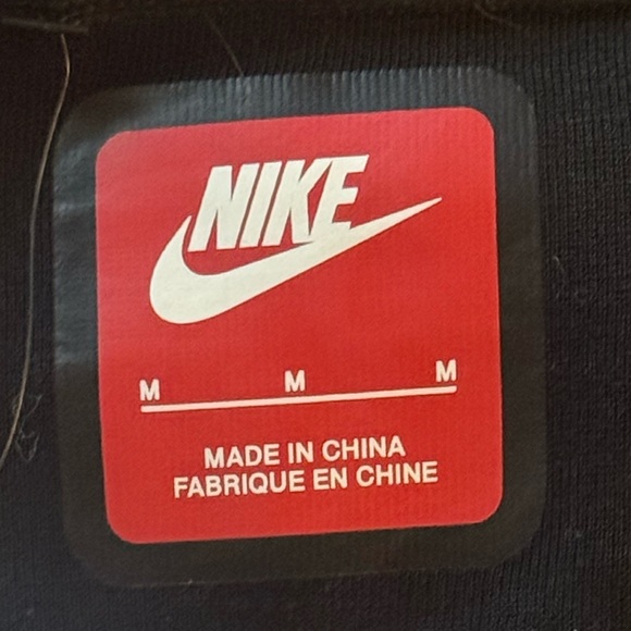 Mens NIKE Tech Joggers Reflective Design ‘Black’ - Picture 4 of 4